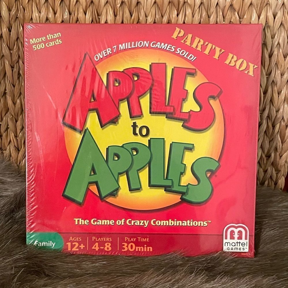 Apples to Apples Party Box Game (Mattel N-BGG15)